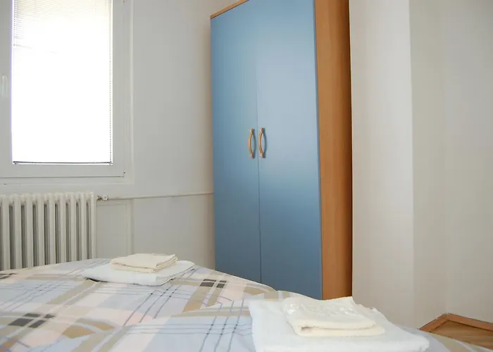 Niko-max Скоп'є